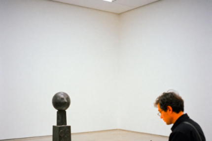 How to Critique an Exhibition Respectfully